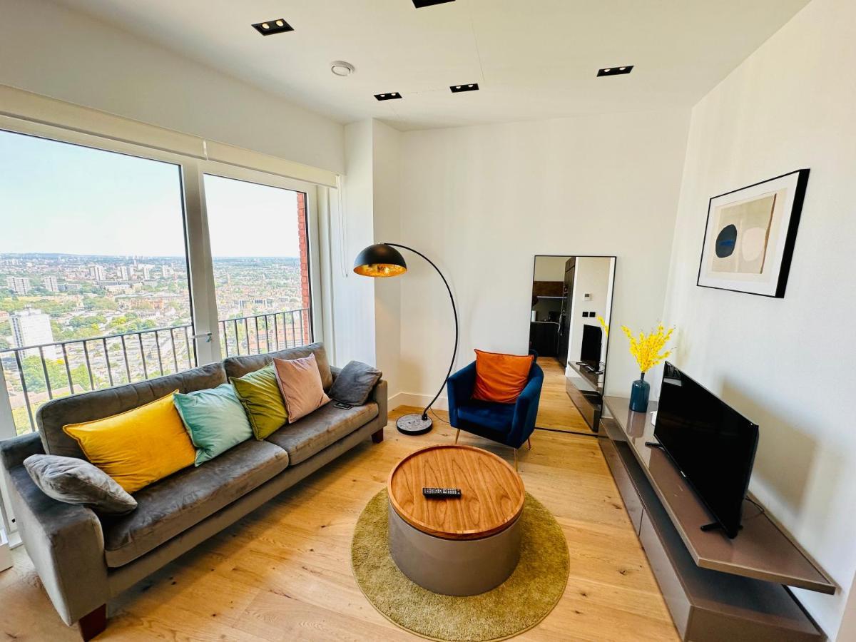 Luxury Central Flat With Stunning Views And Pool Londýn Exteriér fotografie